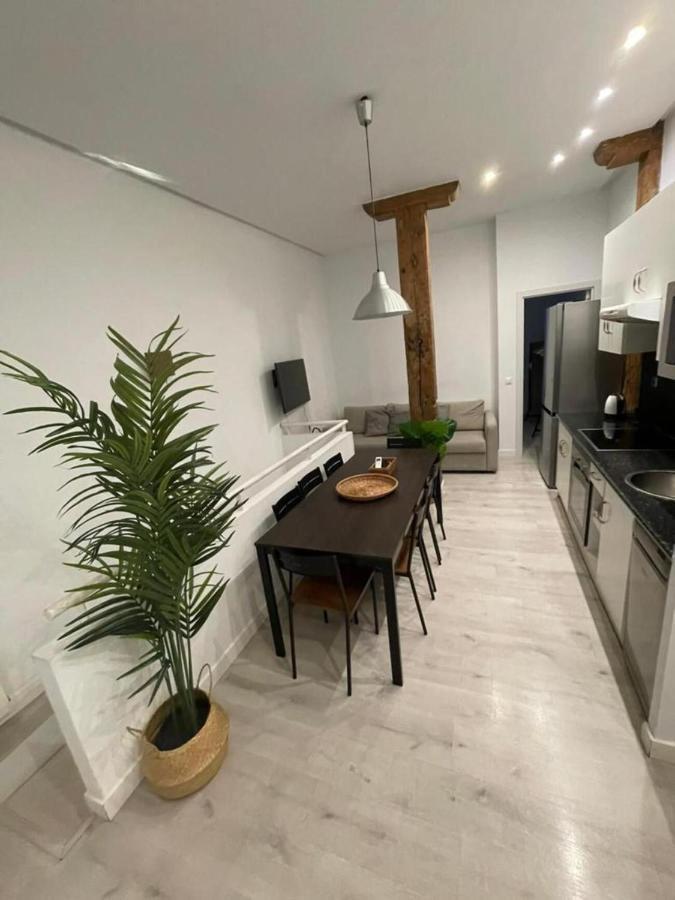 Cool/Soho Style Apt Para 9Pax C/Luciente Madrid Exteriör bild