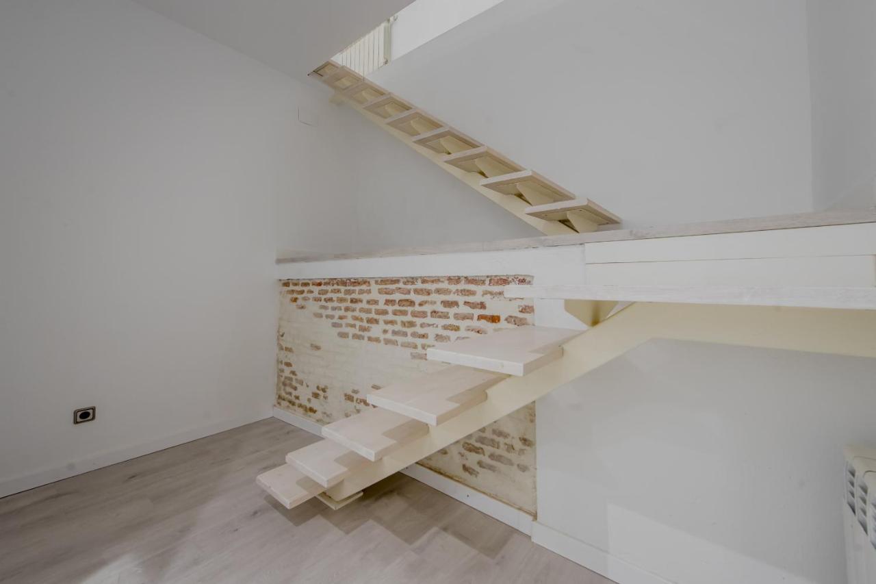Cool/Soho Style Apt Para 9Pax C/Luciente Madrid Exteriör bild
