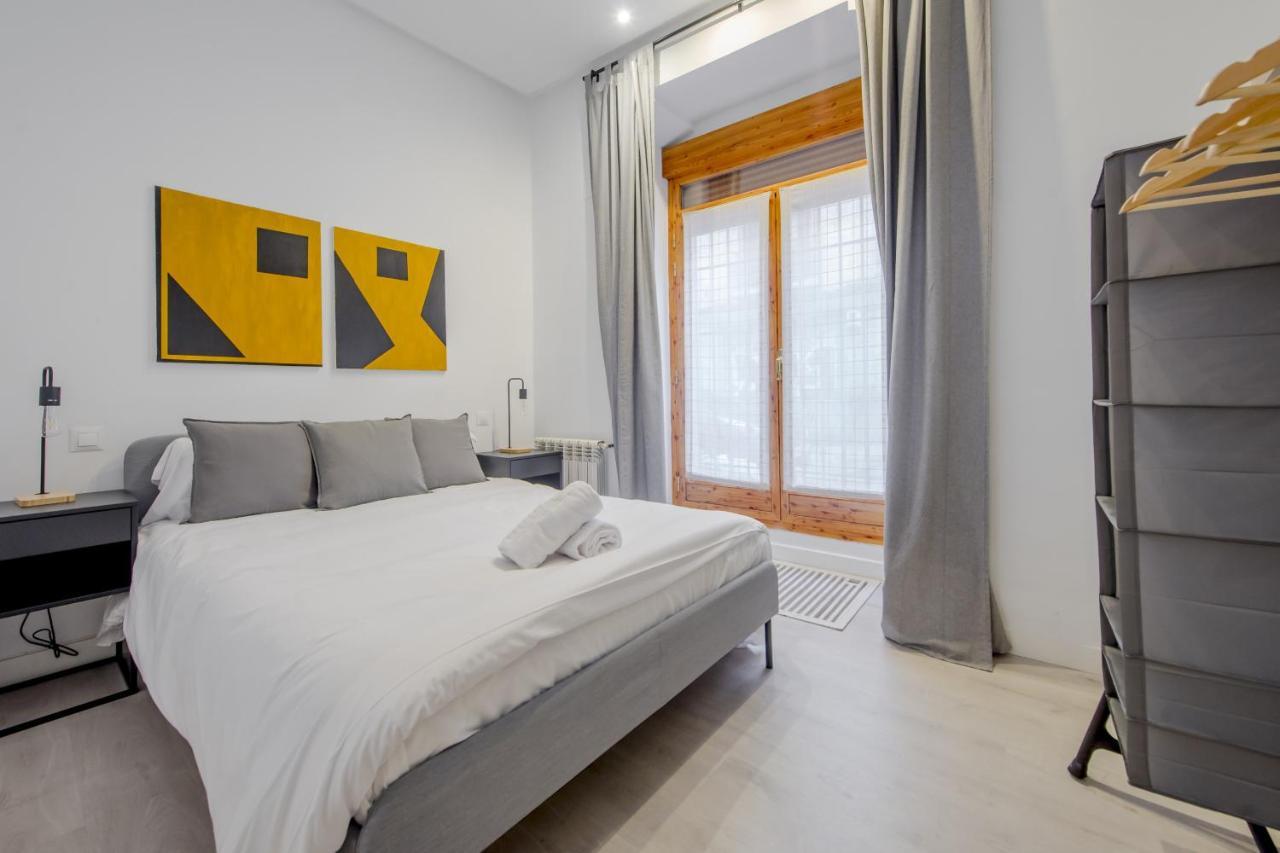 Cool/Soho Style Apt Para 9Pax C/Luciente Madrid Exteriör bild